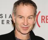 John McEnroe à la vente aux enchères au profit de RED, le 14/02/08, à New York