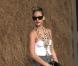 Rihanna en mini-bustier, Natalia Vodianova et sa poupée, Sean Lennon amoureux... regardez les stars au top pour Chanel !