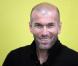 Zinedine Zidane va chausser ses crampons, pour les beaux yeux de... Bernadette Chirac ! Trop forte Bernie !