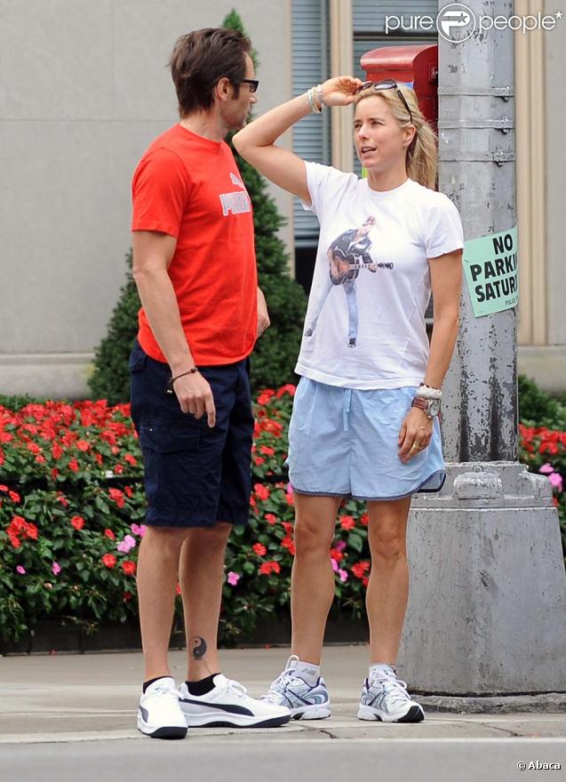 David Duchovny et sa femme Tea Leoni joggent dans les rues de New-York !