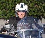 Le roi Abdullah II, époux de Rania de Jordanie, joue au biker avec ses amis, à Bordeaux, en France ! Vroum !