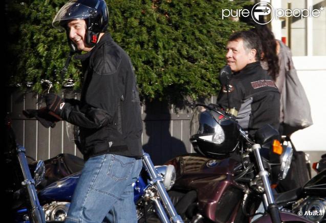 Le roi Abdullah II, époux de Rania de Jordanie, joue au biker avec ses amis, à Bordeaux, en France ! Vroum !
