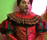 Gerard Jugnot en couturier fou pour Rose et Noir