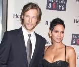 Halle Berry et son compagnon Gabriel Aubry lors du gala de charité Black Ball à New York le 15 octobre 2009 : un mannequin et une star de Hollywood... Un duo très glamour  