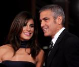 Elisabetta Canalis et George Clooney lors du 4e Festival du film international de Rome le 17 octobre 2009 pour la présentation de Up in the Air : un beau tapis rouge 
