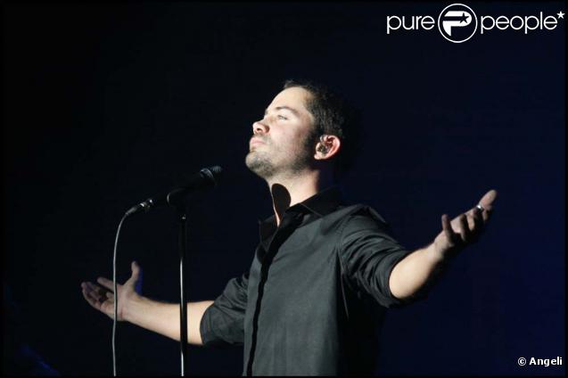 Emmanuel Moire, son coming out dans le numéro de novembre 2009 de  Têtu .