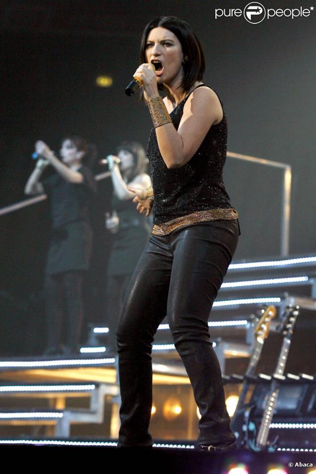 Laura Pausini, bien plus mince, en mars 2009 