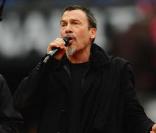 Florent Pagny a chanté avant le match Perpignan-Stade Français, au stade de France, le 24 octobre 2009.