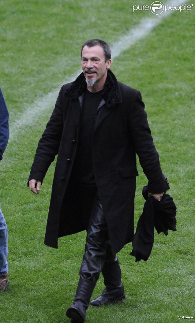 Florent Pagny a chanté avant le match Perpignan-Stade Français, au stade de France, le 24 octobre 2009.