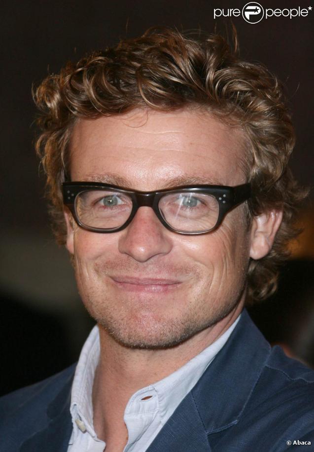 Simon Baker, à l'occasion du 20e anniversaire de l'Environmental Media Association, qui s'est tenu aux Studios Paramount d'Hollywood, à Los Angeles, le 25 octobre 2009 !