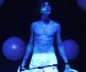 Mika en fait trop : en caleçon ou en combinaison, l'étoile de la pop fait sensation !