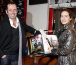 Christian Vadim et Chloé Lambert, à l'occasion de la signature du livre de Dennis Hopper -  Photographs 1961/1967  - et de la présentation des chaussures customisées par la star, dans la boutique Hogan, à Paris, le 22 octobre 2009 !