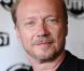 Paul Haggis quitte la Scientologie après 35 ans... et balance tout sur leurs méthodes peu orthodoxes !