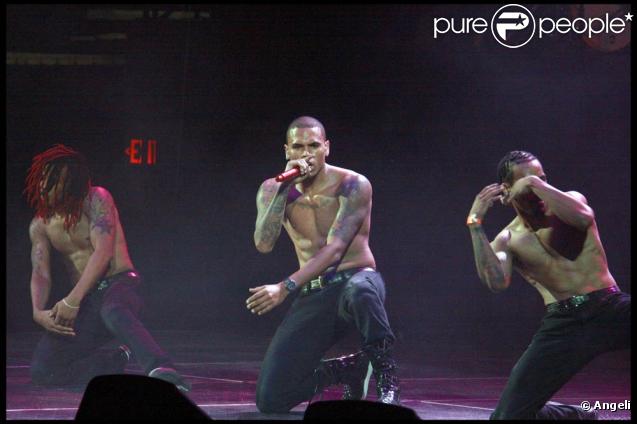 Chris Brown s'est produit dans le New Jersey le 27 octobre 2009