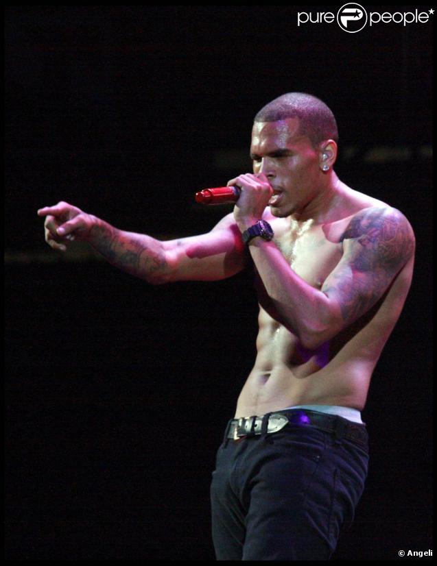 Chris Brown s'est produit dans le New Jersey le 27 octobre 2009