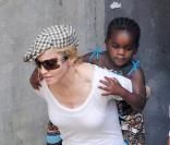 Madonna et sa fille adoptive Mercy 