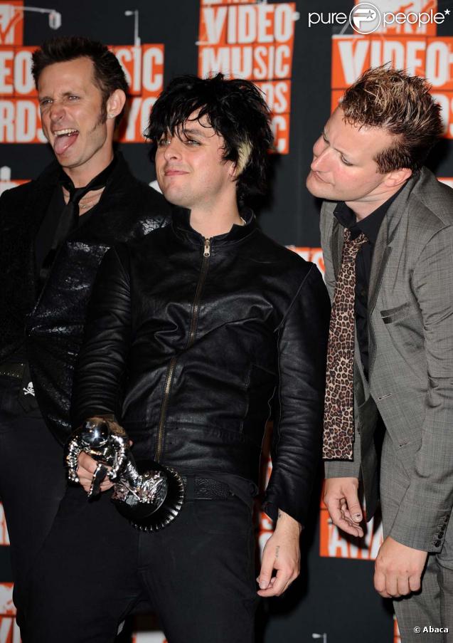 Les trois membres déjantés du groupe Green Day sont nominés dans les catégories Meilleur groupe, Meilleur concert, Meilleur artiste rock.  