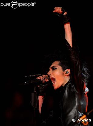 Les Tokio Hotel ont mis le feu à la scène de la O2 World Arena de Berlin pour les MTV EMA's 2009.
