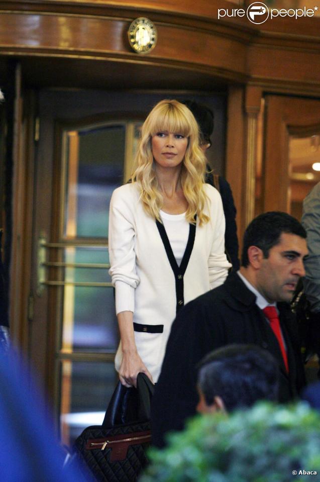 Claudia Schiffer en shooting à Buenos Aires en Argentine pour Chanel et le grand Karl Lagerfeld