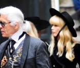 Claudia Schiffer en shooting à Buenos Aires en Argentine pour Chanel et le grand Karl Lagerfeld
