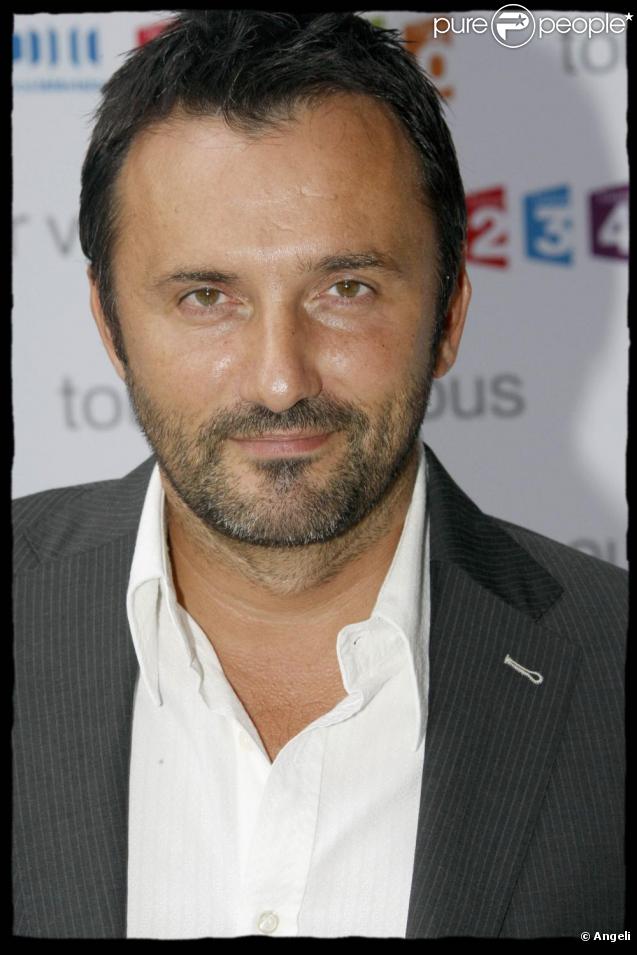 Frédéric Lopez n'a pas eu froid aux yeux sur le plateau de Laurent Ruquier, attaquant frontalement Eric Zemmour.