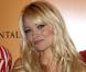 Pamela Anderson : Méconnaissable... est-elle en train de changer de style ? Mouais...