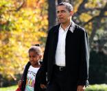 Barack Obama et sa petite famille de retour à la Maison Blanche après un week-end détente à Camp David le 8/11/09 