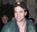 Twilight : Robert Pattinson, Kristen Stewart, et Taylor Lautner... assaillis par les fans à Paris !