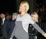 Jenna Elfman lors de la première du film Old Dogs (Papy-Sitter) à Hollywood le 9 novembre 2009
