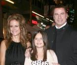 Kelly Preston, John Travolta et leur fille Ella Bleu lors de la première du film Old Dogs (Papy-Sitter) à Hollywood le 9 novembre 2009