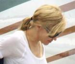 Madonna sortant de son jet privé à Rio de Janeiro, le 9 novembre 2009