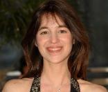 Charlotte Gainsbourg et son prix d'interprétation à Cannes, en mai 2009.