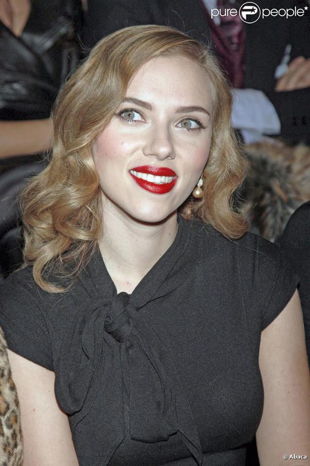 Scarlett Johansson au défilé Mango à Madrid le 11/11/09