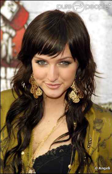En 2004, Ashlee avait déjà virée brunette