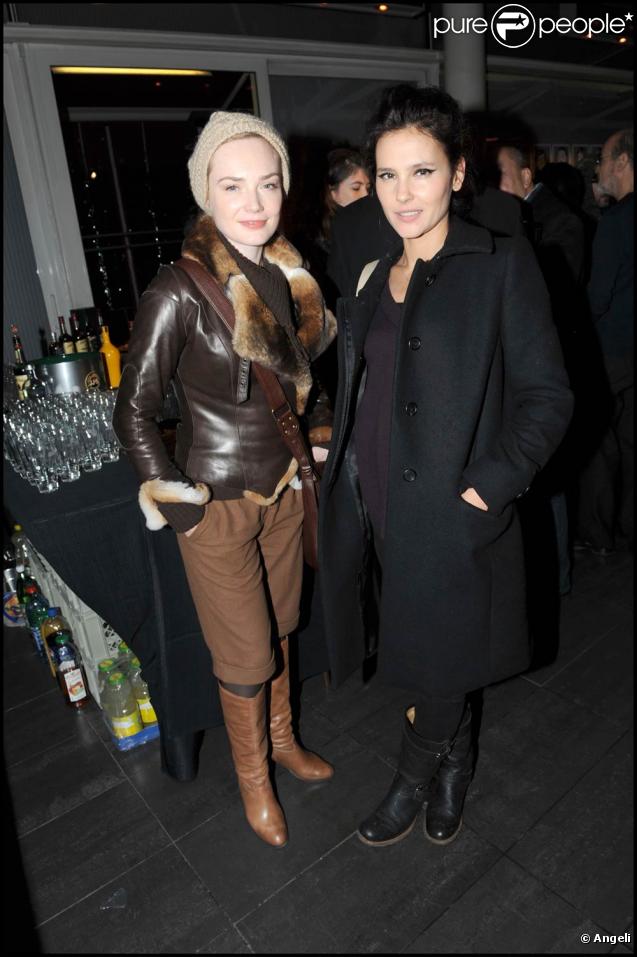 Virginie Ledoyen et Julie Judd, à l'occasion de l'ouverture du 2e Festival Close Up, au MK2 Bibliothèque, à Paris, le 12 novembre 2009.
