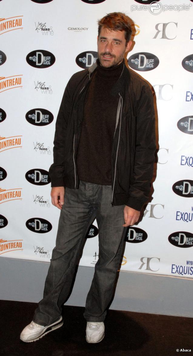 Thierry Neuvic lors de la soirée privée pour le Grand Opening du Divan du Monde le 13 novembre 2009 à Paris