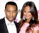 John Legend et Chissy Teigen à l'occasion du 30e anniversaire du MOCA - le Musée d'Art Contemporain de Los Angeles -, en Californie, le 14 novembre 2009.
