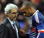 Raymond Domenech lors de la qualification de l'équipe de France pour la Coupe du Monde, le 18 novembre 2009, à Saint-Denis.