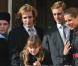 Andrea, Pierre et Charlotte Casiraghi et Alexandra de Hanovre pour le salut depuis le balcon du Palais de Monaco le jour de la fête nationale le 19 novembre 2009