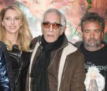 Frédérique Bel, Gérard Darmon et Luc Besson, ce dimanche 22 novembre, à l'occasion de l'avant-première parisienne du film  Arthur et la Vengeance de Malthazard , au Gaumont Marignan.
