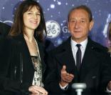 Charlotte Gainsbourg et Bertrand Delanoé sur les Champs-Elysées ce soir 23 novembre 2009