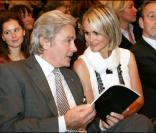Laeticia Hallyday, Alain Delon et Jacques Hintzy au Meurice, à Paris. 19/11/2009