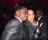 Tatoo (du groupe The Black Eyed Peas) fait confiance à son ami P. Diddy : il sait par avance que cet anniversaire sera é-norme !!!