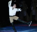 Après l'annulation de sa tournée d'adieu, Philippe Candeloro fera finalement ses adieux sur scène via le spectacle Holiday on Ice !