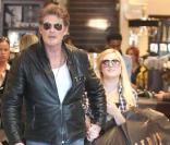 David Hasselhoff, virée shopping avec sa fille Hayley, à Los Angeles, le 8 décembre 2009.