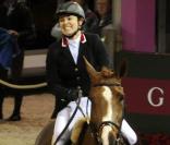 Martina Hingis a pris part à l'épreuve CSI 1* du Gucci Masters... et a chuté, le 10 décembre 2009 à Villepinte
