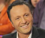 Arthur lors de l'enregistrement de l'emission Vivement Dimanche de Michel Drucker - spéciale Arthur Essebag le 15 décembre 2009