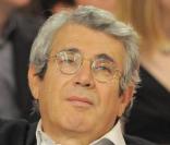 Michel Boujenah  lors de l'enregistrement de l'emission Vivement Dimanche de Michel Drucker - spéciale Arthur Essebag le 15 décembre 2009