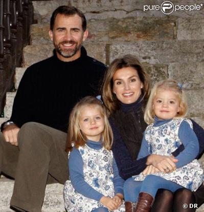 Letizia, Felipe et leurs adorables filles Leonor et Sofia