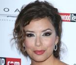  Eva Longoria : Ce maquillage est beaucoup trop chargé pour un si joli minois ! 
 &nbsp; 
 &nbsp; 